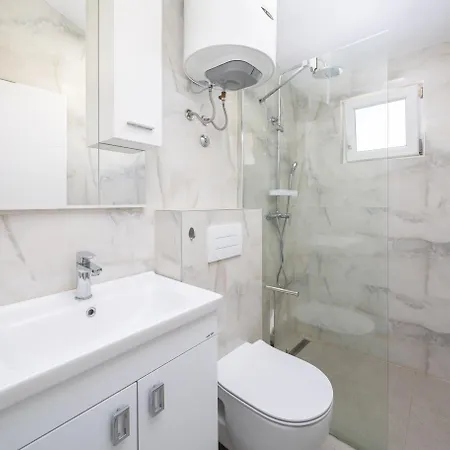 Magnolia Center 2 Makarska