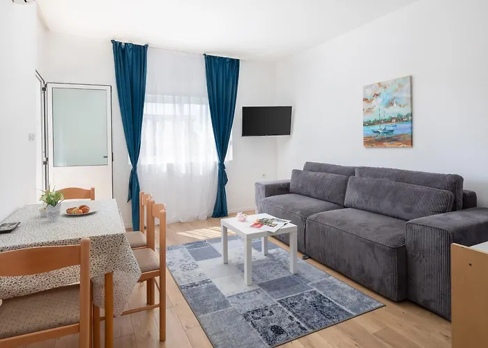 Magnolia Center 2 Daire Makarska