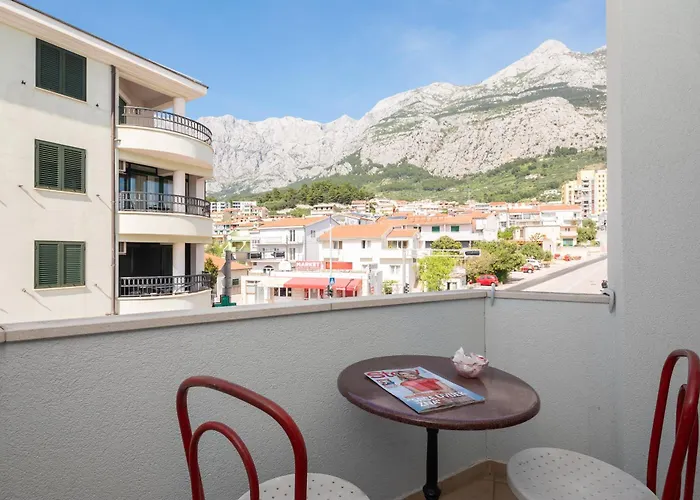 Magnolia Center 2 Makarska