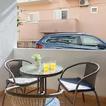 Magnolia Center 2 * Makarska