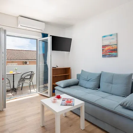 Magnolia Center 2 Makarska