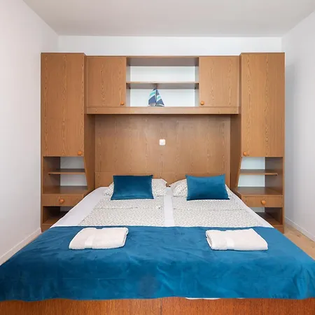 Apartman Magnolia Center 2 *