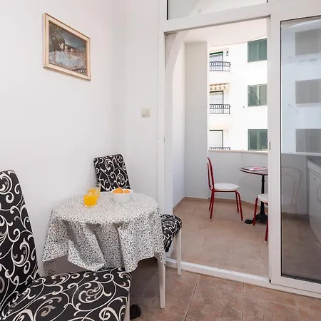 Apartamento Magnolia Center 2 *
